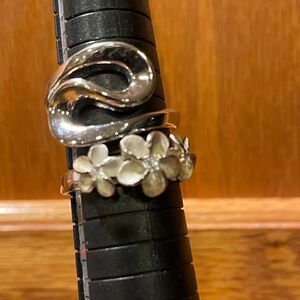 Women’s Flower Ring From Hawaii and Silver Tone Swirl Ring Size 9